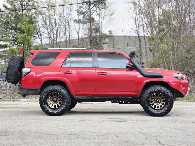 Used 2016 Toyota 4Runner Trail Premium AWD/4WD image 9