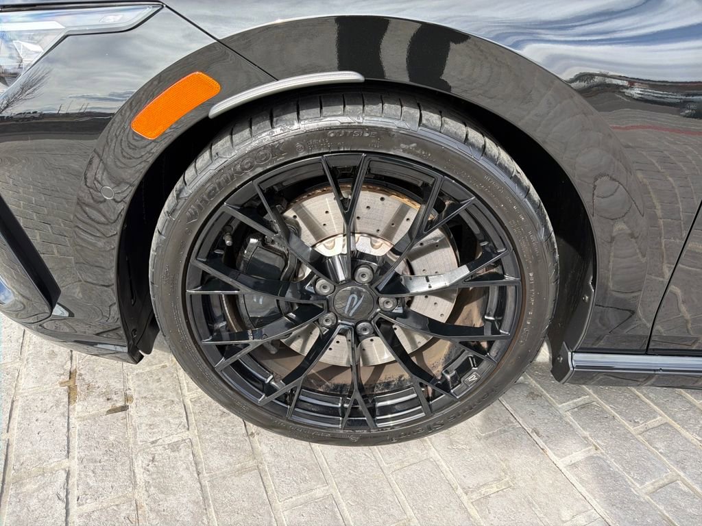 Certified 2025 Volkswagen Golf R Black Edition w/ Euro Stye Package image 28