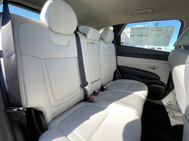 New 2025 Hyundai Tucson SE image 29