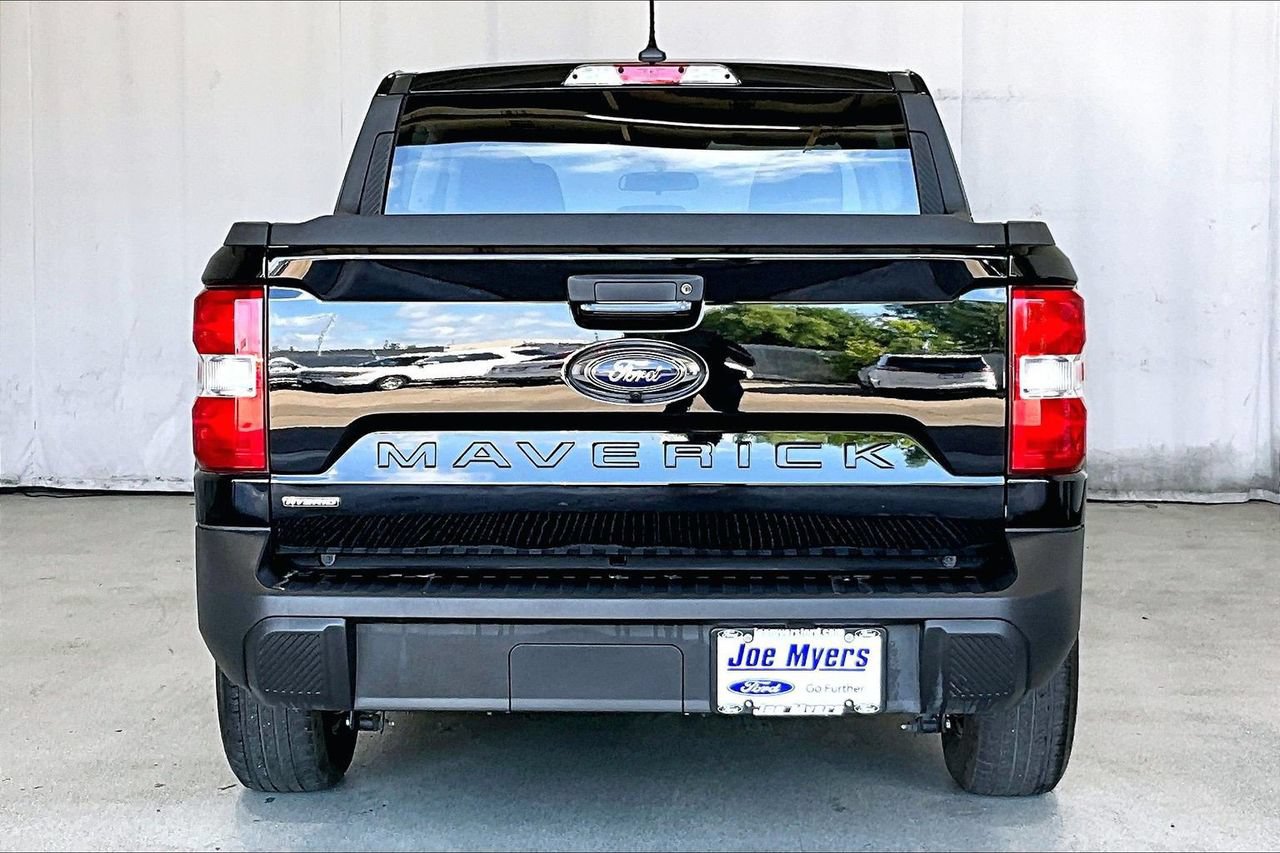 Used 2023 Ford Maverick XLT FWD image 3