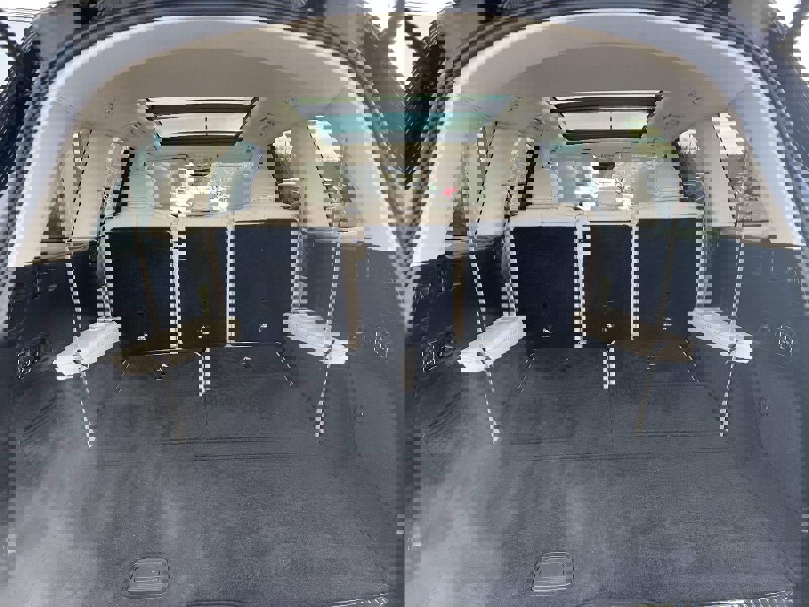 Used 2021 Mercedes-Benz GLS 580 4MATIC image 17