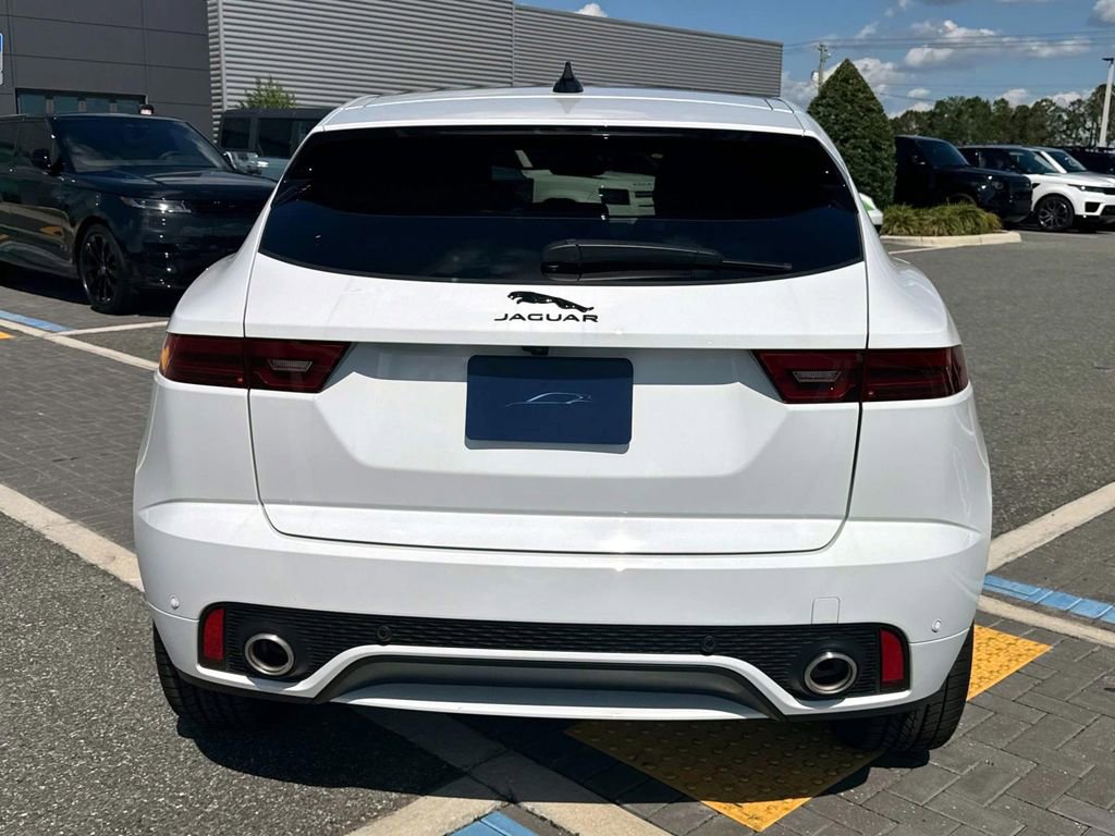 New 2024 Jaguar E-PACE R-Dynamic SE image 5