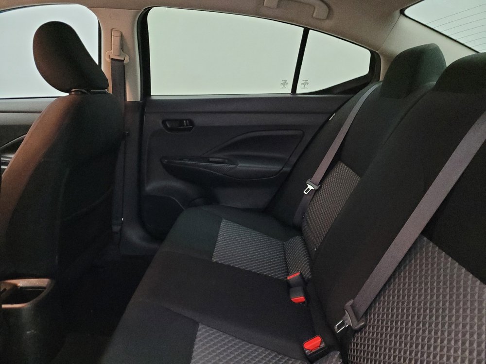 Used 2021 Nissan Versa S image 18