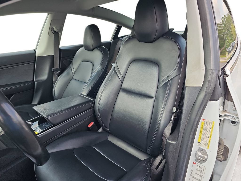 Used 2018 Tesla Model 3 Long Range RWD image 15