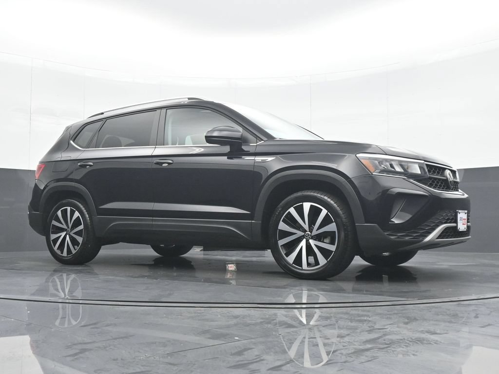 Used 2022 Volkswagen Taos SE AWD/4WD image 32