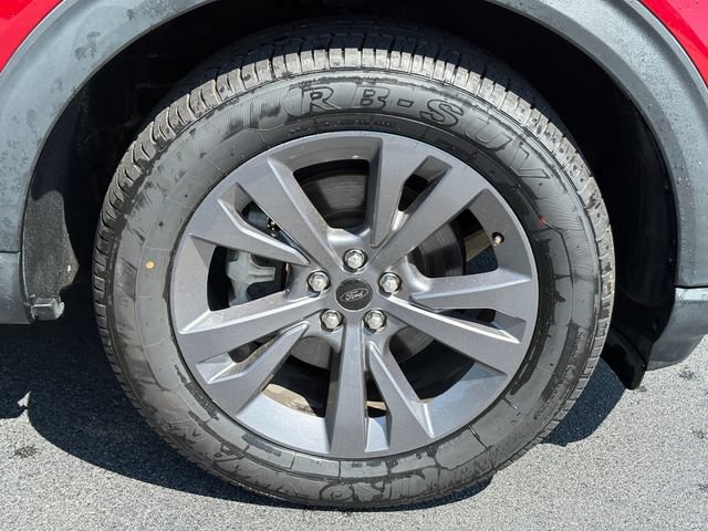 Used 2022 Ford Explorer XLT w/ Equipment Group 202A AWD/4WD image 31