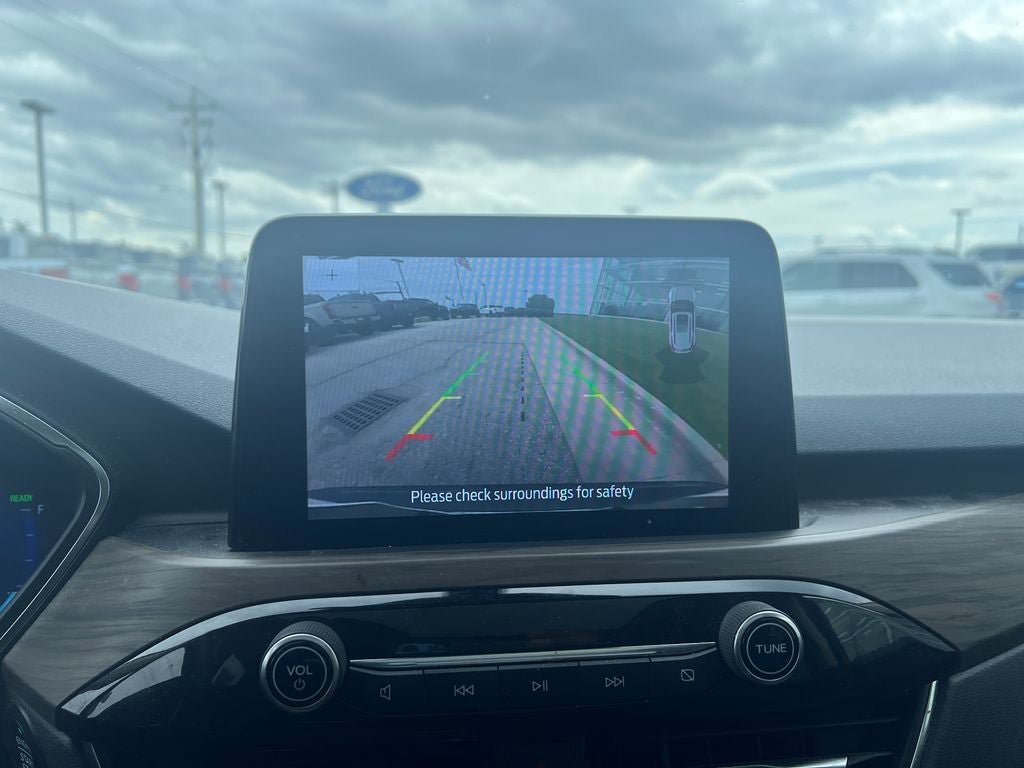 Certified 2020 Ford Escape Titanium FWD image 22