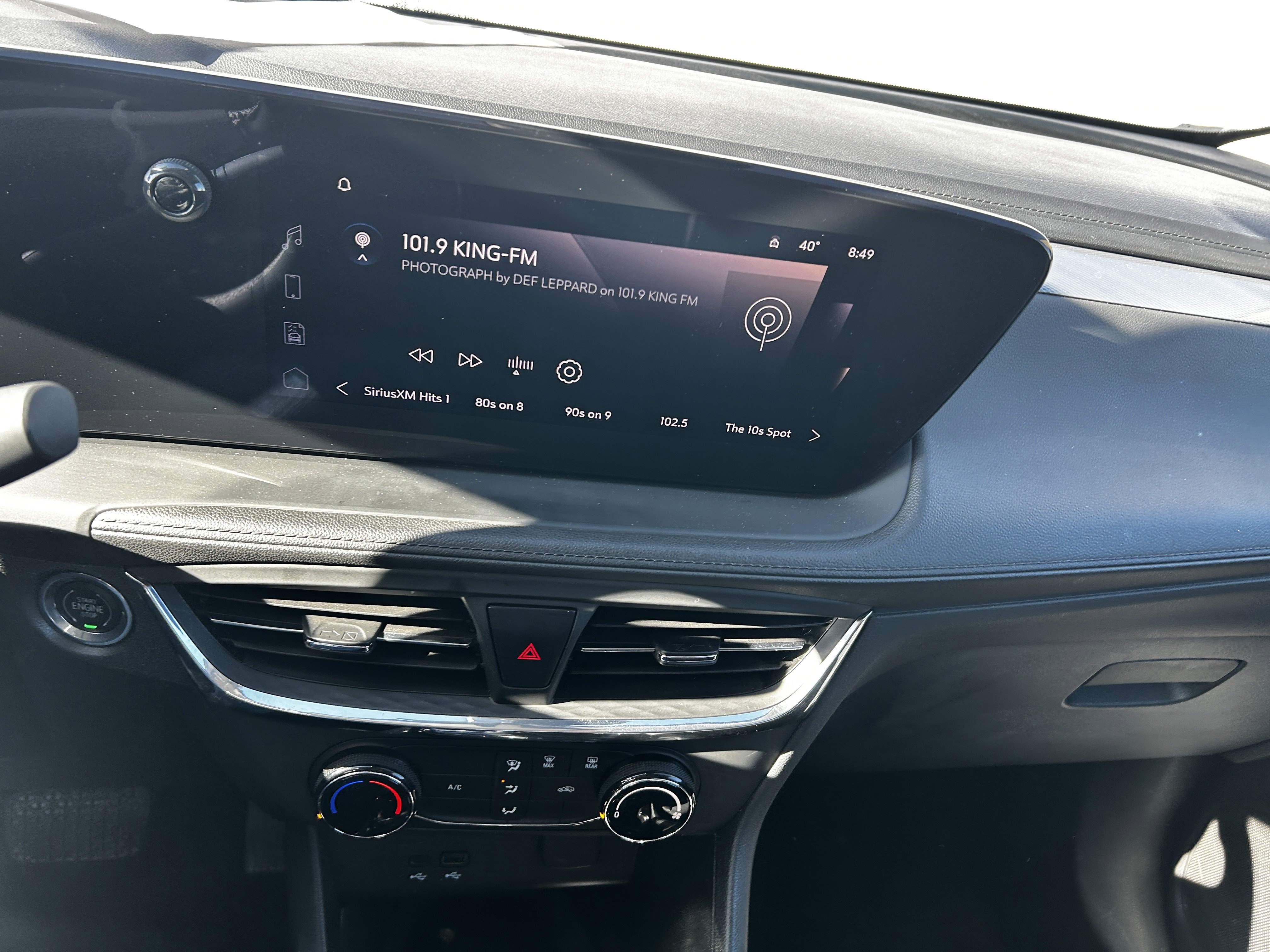 Used 2025 Buick Encore GX Preferred AWD/4WD image 16