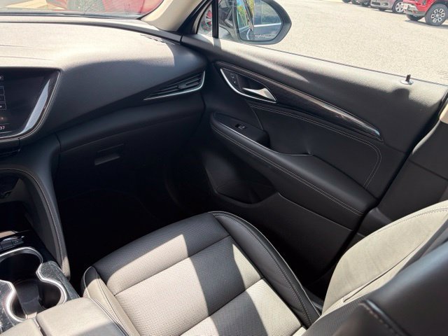 Used 2021 Buick Envision Essence AWD/4WD image 37