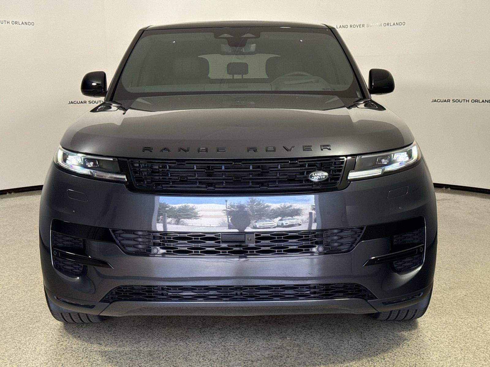 New 2026 Land Rover Range Rover Sport SE AWD/4WD image 8