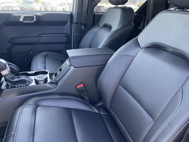 New 2026 Ford Bronco Outer Banks w/ Sasquatch Package AWD/4WD image 13