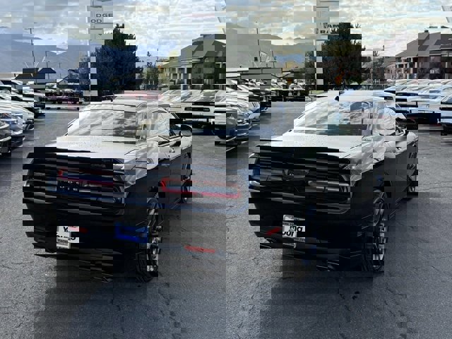 Used 2023 Dodge Challenger R/T w/ T/A Package image 6