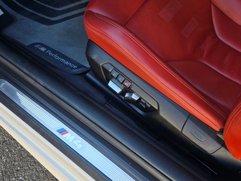 Used 2018 BMW M4 Coupe image 19