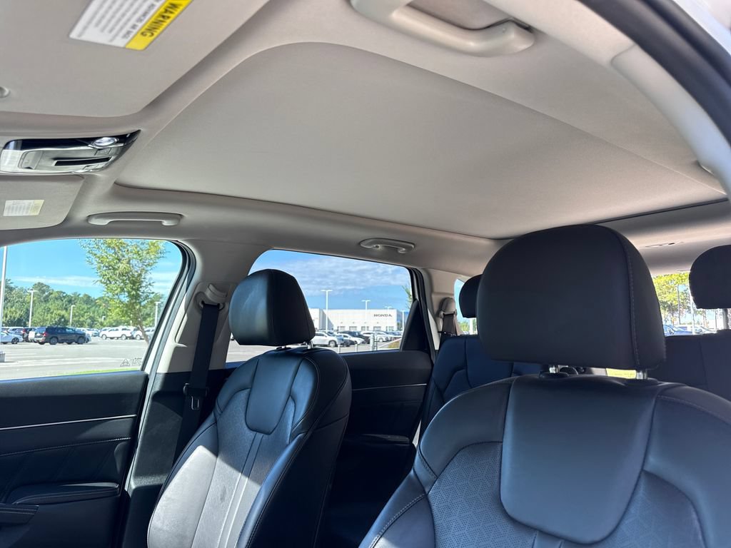 Used 2023 Kia Sorento SX AWD/4WD image 31