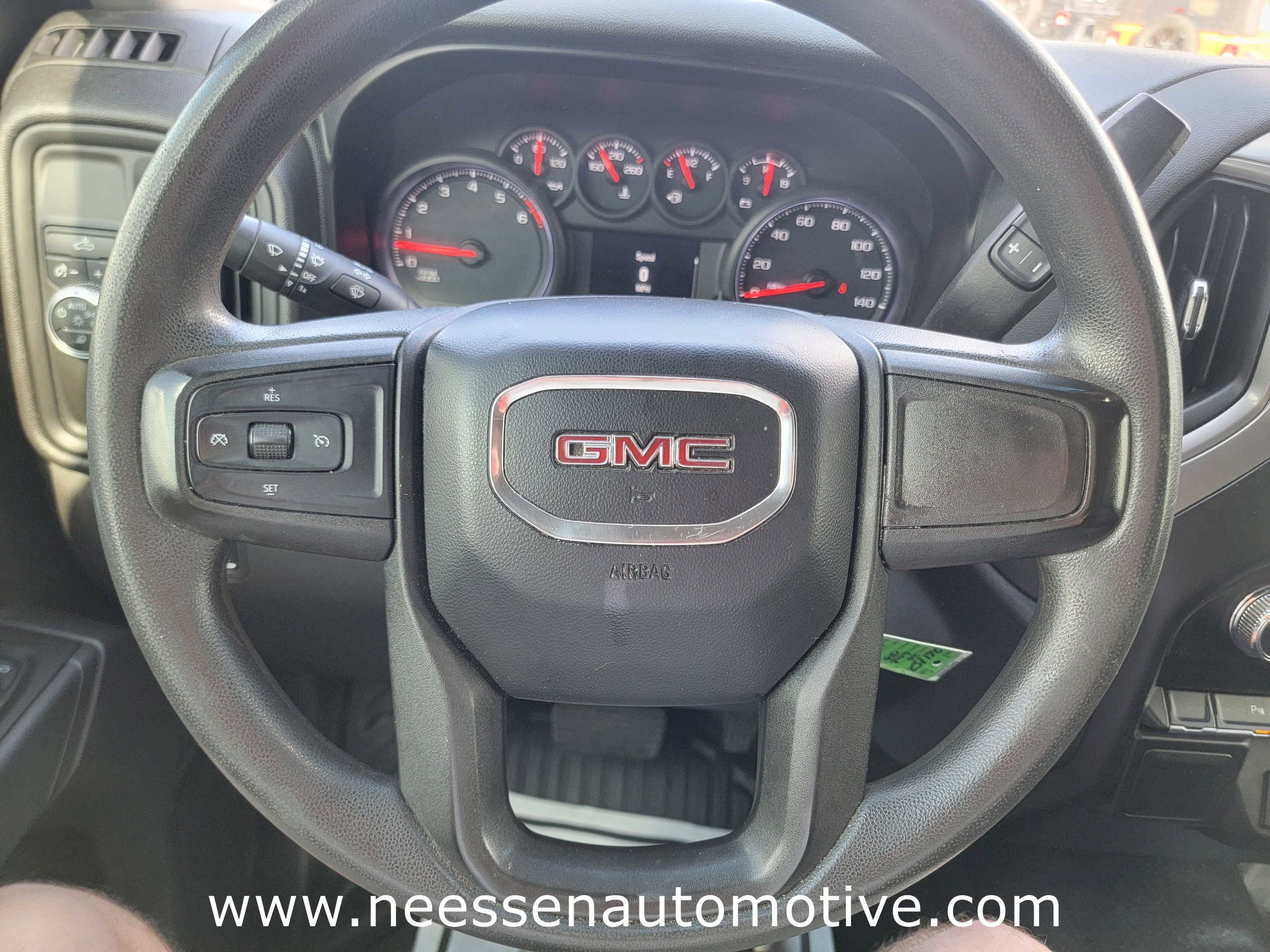 Used 2020 GMC Sierra 1500 2WD Crew Cab w/ Sierra Value Package image 18