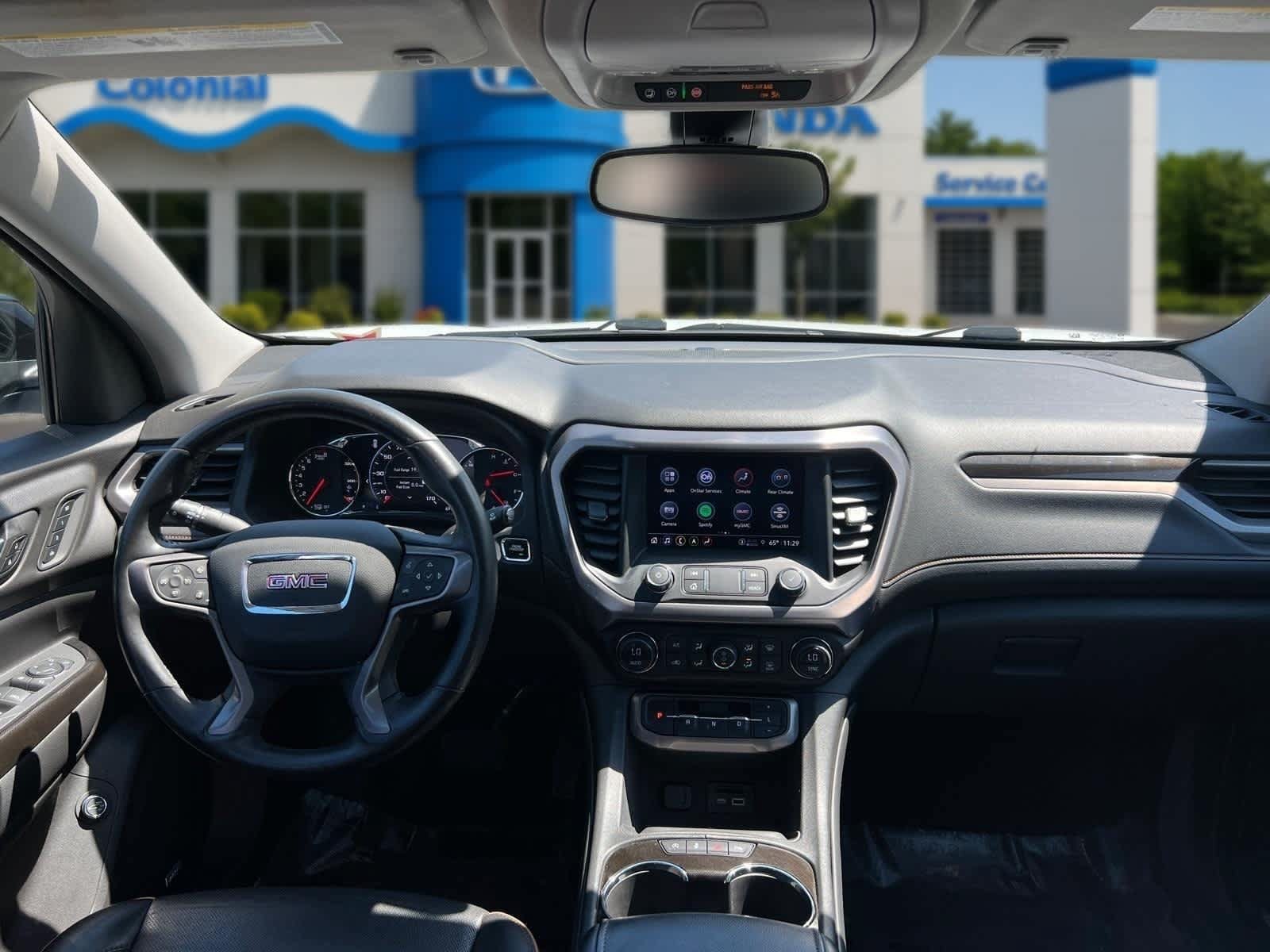 Used 2022 GMC Acadia AT4 w/ Technology Package AWD/4WD image 36