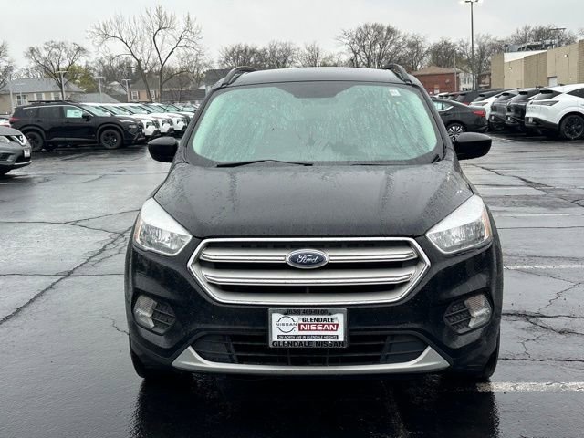 Used 2018 Ford Escape SE image 2