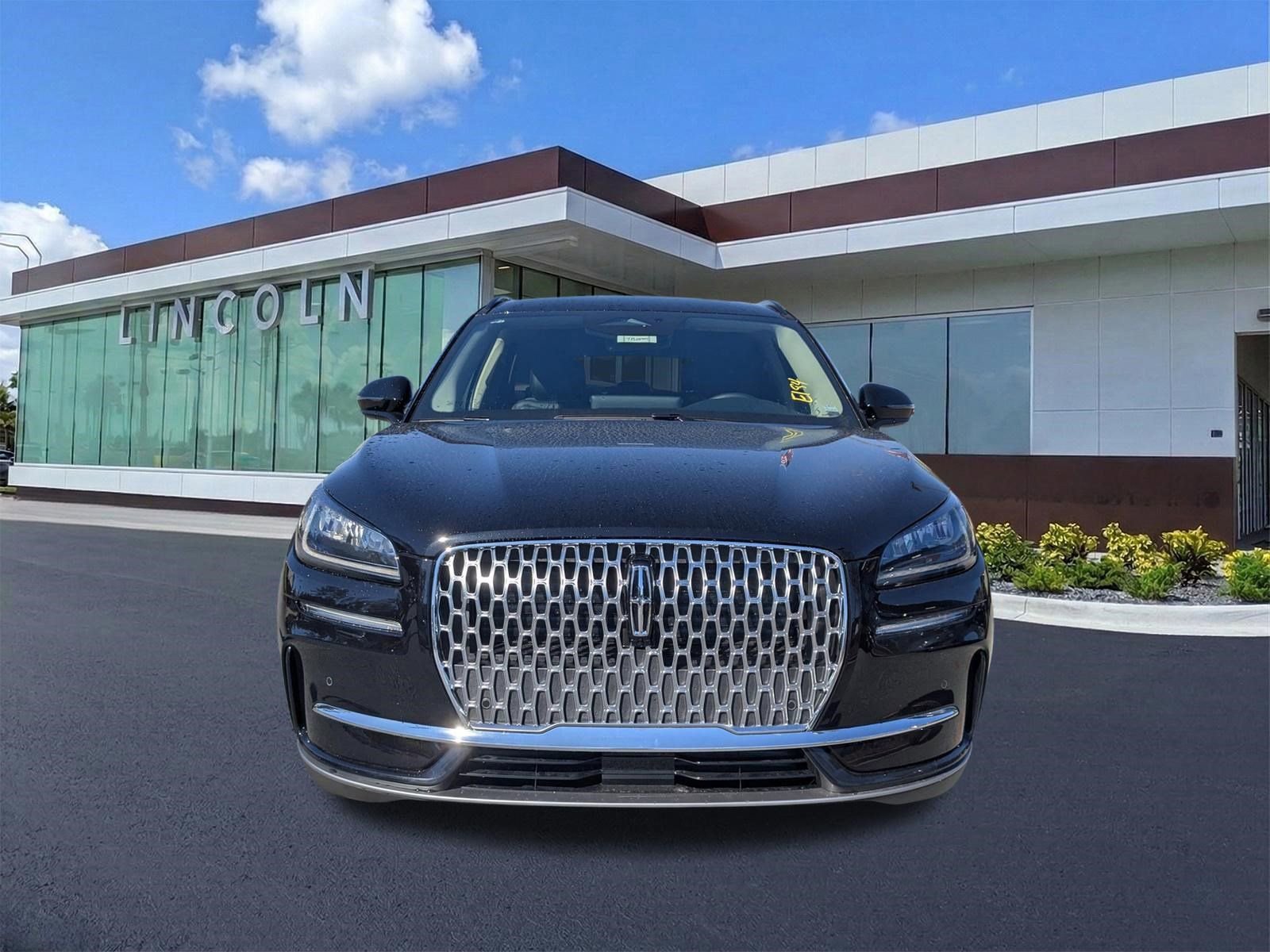New 2026 Lincoln Corsair Premiere image 10