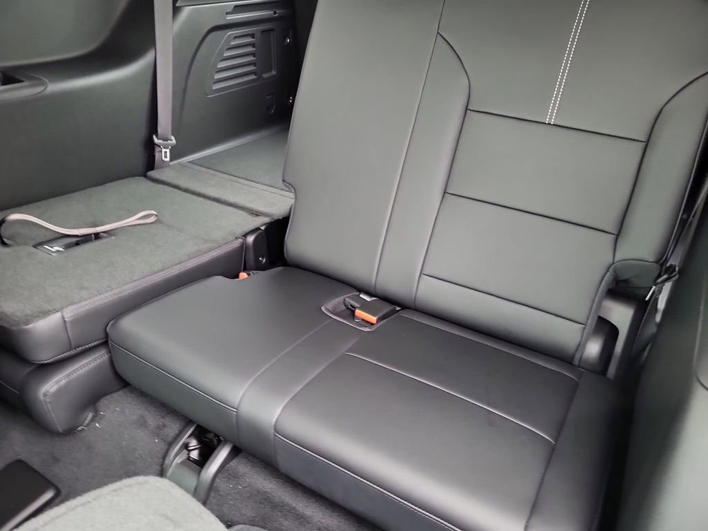 New 2025 GMC Acadia Elevation w/ Elevation Premium Package image 24