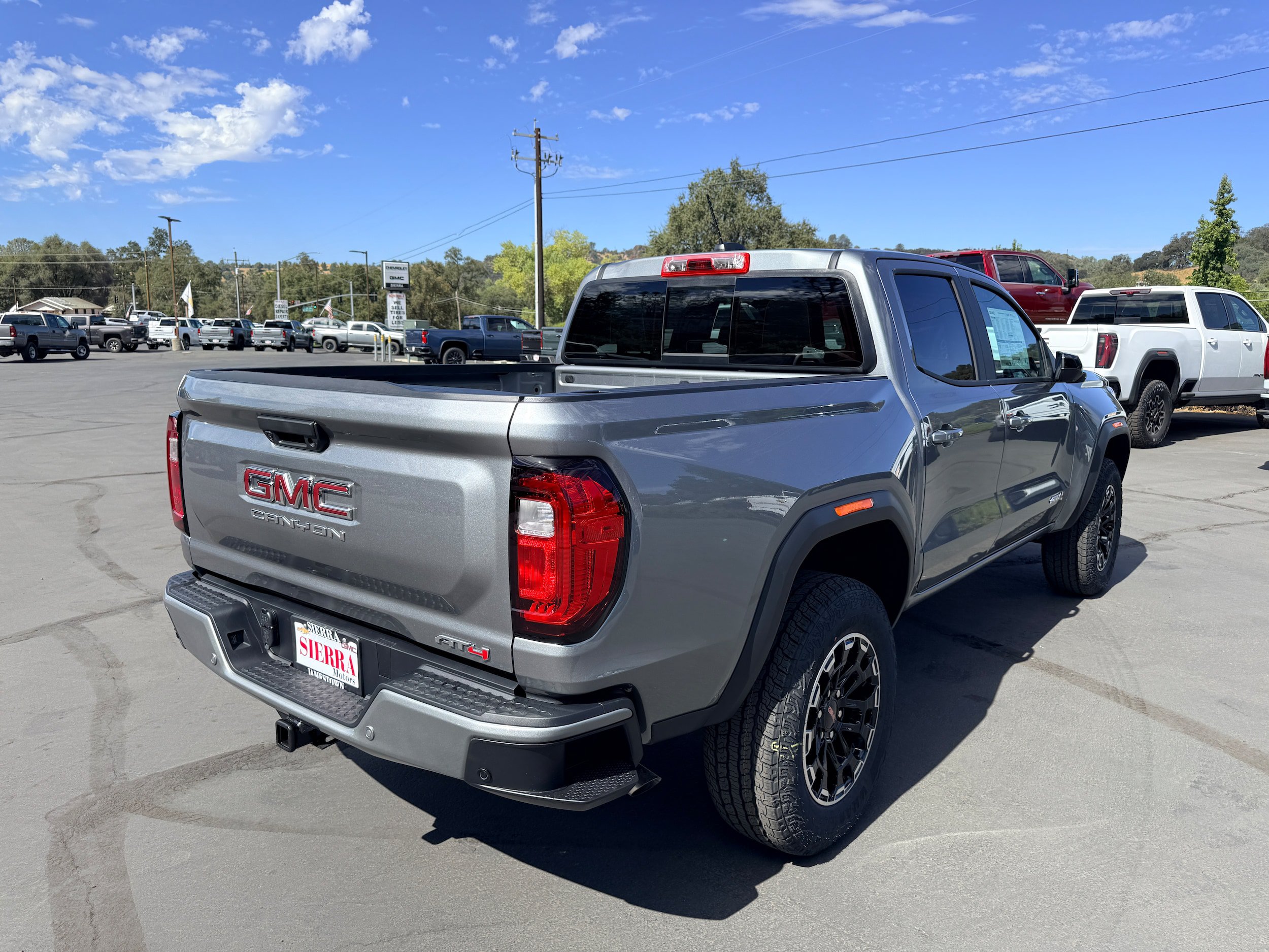 New 2026 GMC Canyon AT4 w/ Technology Plus Package AWD/4WD image 4