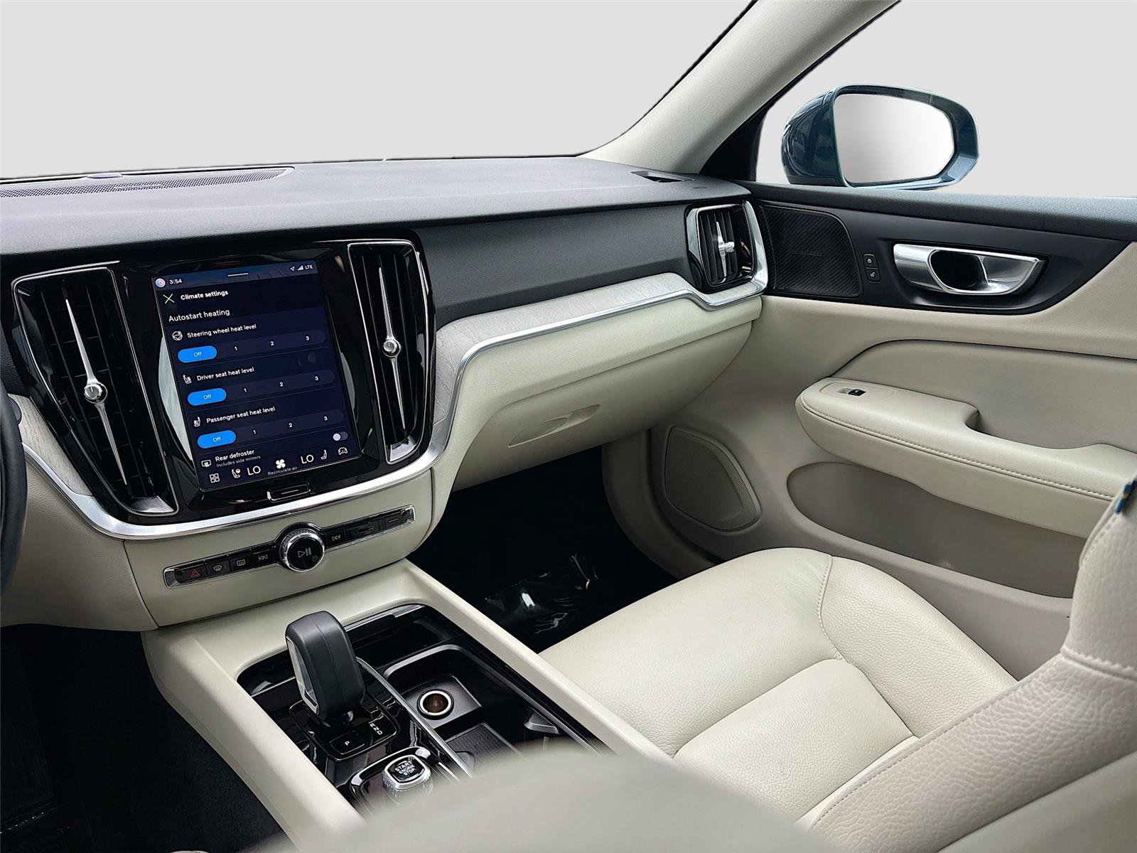 Used 2025 Volvo V60 B5 Cross Country Plus AWD/4WD image 24