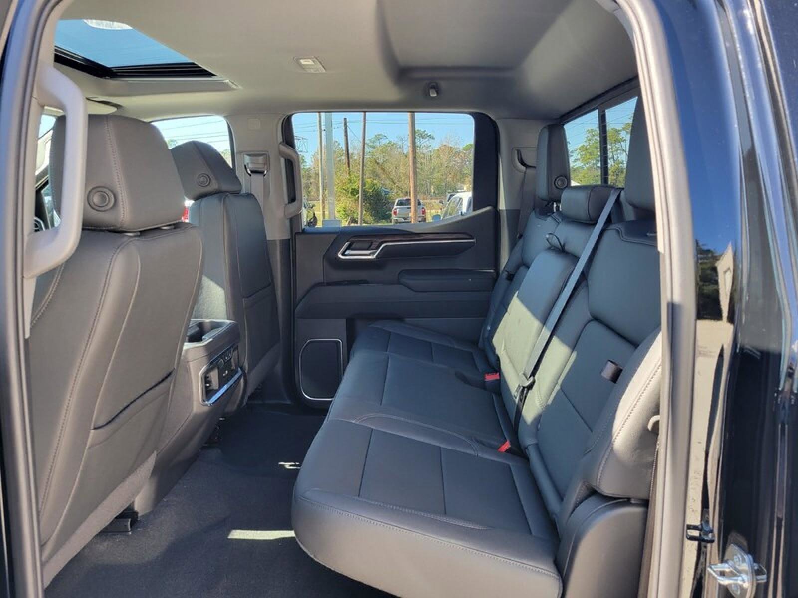 New 2026 GMC Sierra 1500 SLT w/ SLT Premium Plus Package image 26