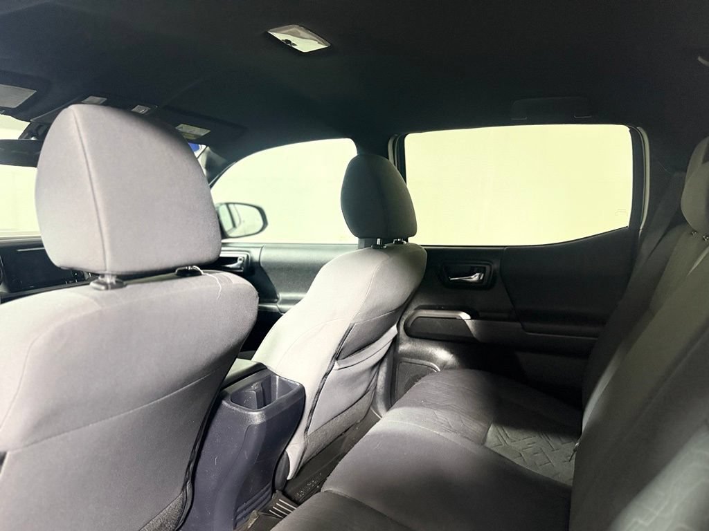 Used 2019 Toyota Tacoma TRD Sport w/ Technology Package AWD/4WD image 22
