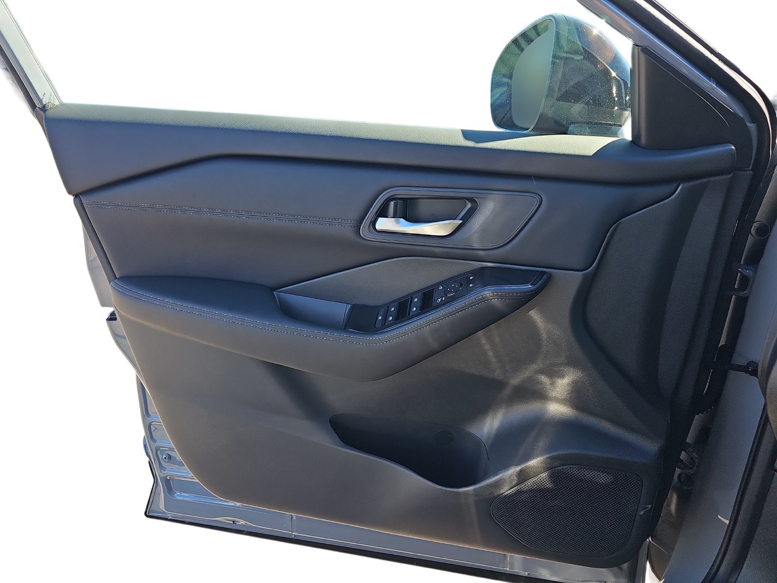 New 2027 Nissan Rogue Dark Armor FWD image 26