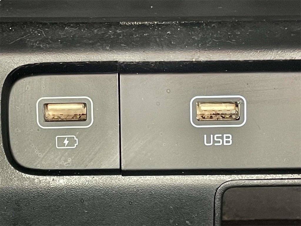 Used 2021 Kia Sorento SX image 23