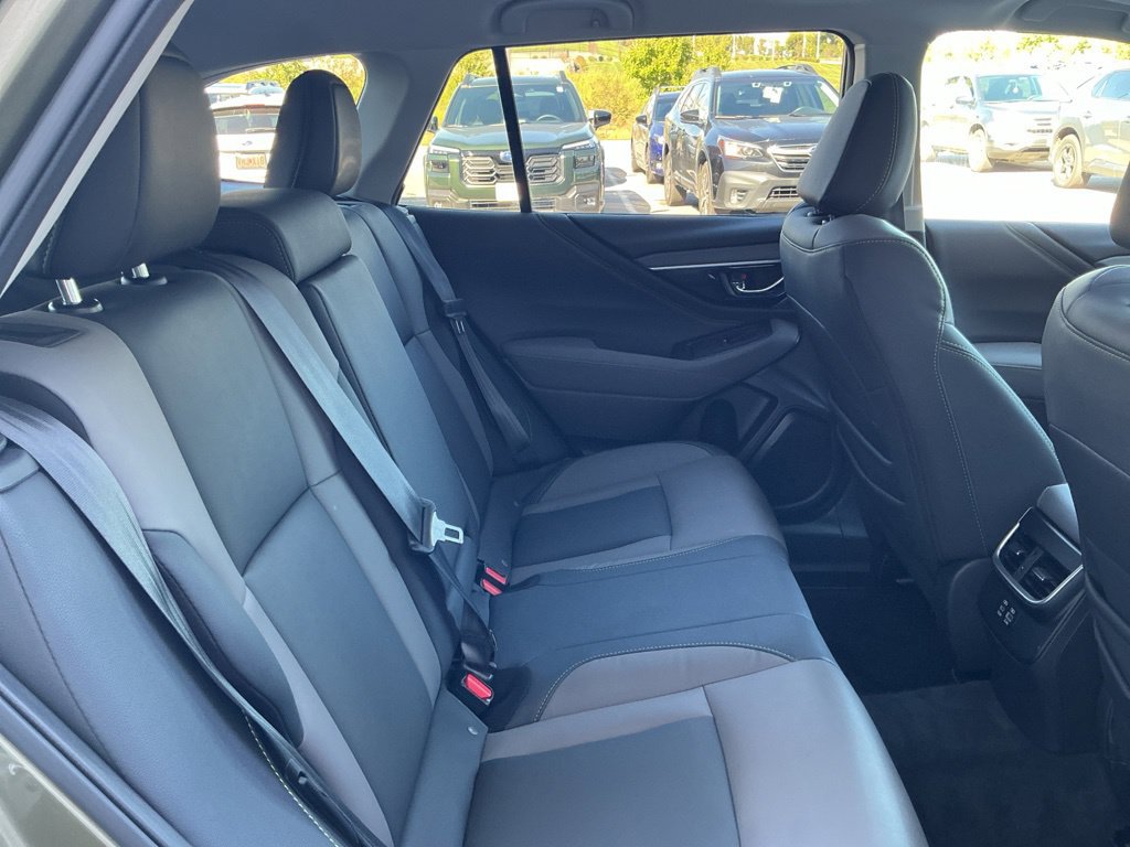 Certified 2024 Subaru Outback Onyx Edition AWD/4WD image 37