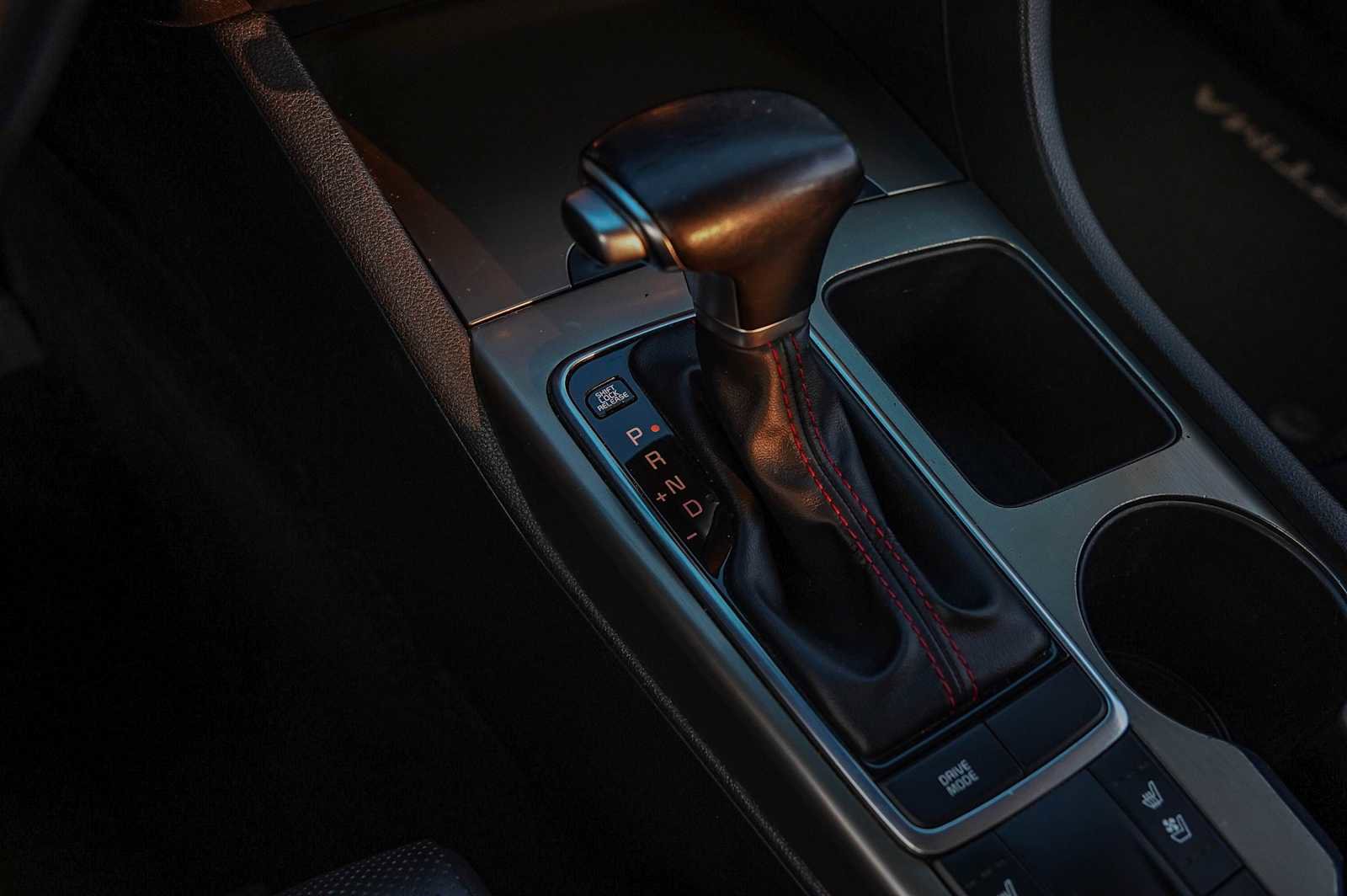 Used 2018 Kia Optima SX image 21