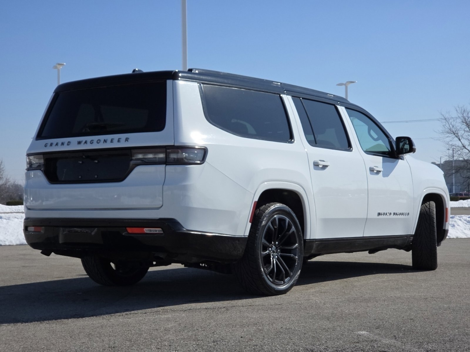 Used 2024 Jeep Grand Wagoneer L Series II w/ Quick Order Packagew 28T image 18