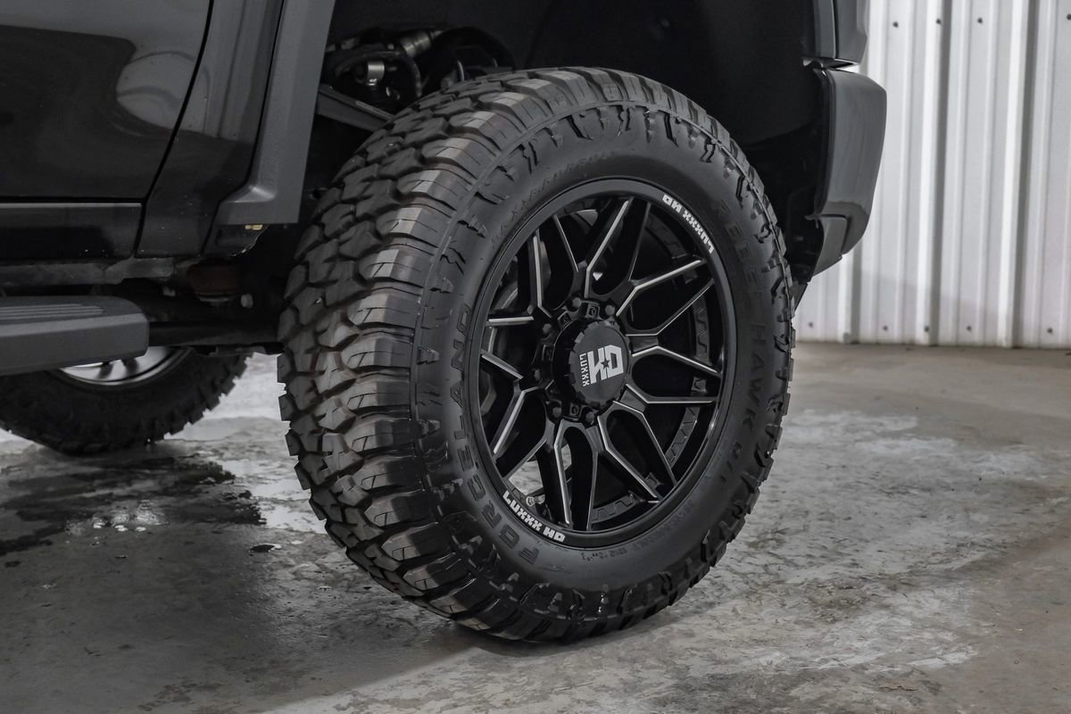 Used 2020 Chevrolet Silverado 2500 LTZ w/ LTZ Plus Package image 62