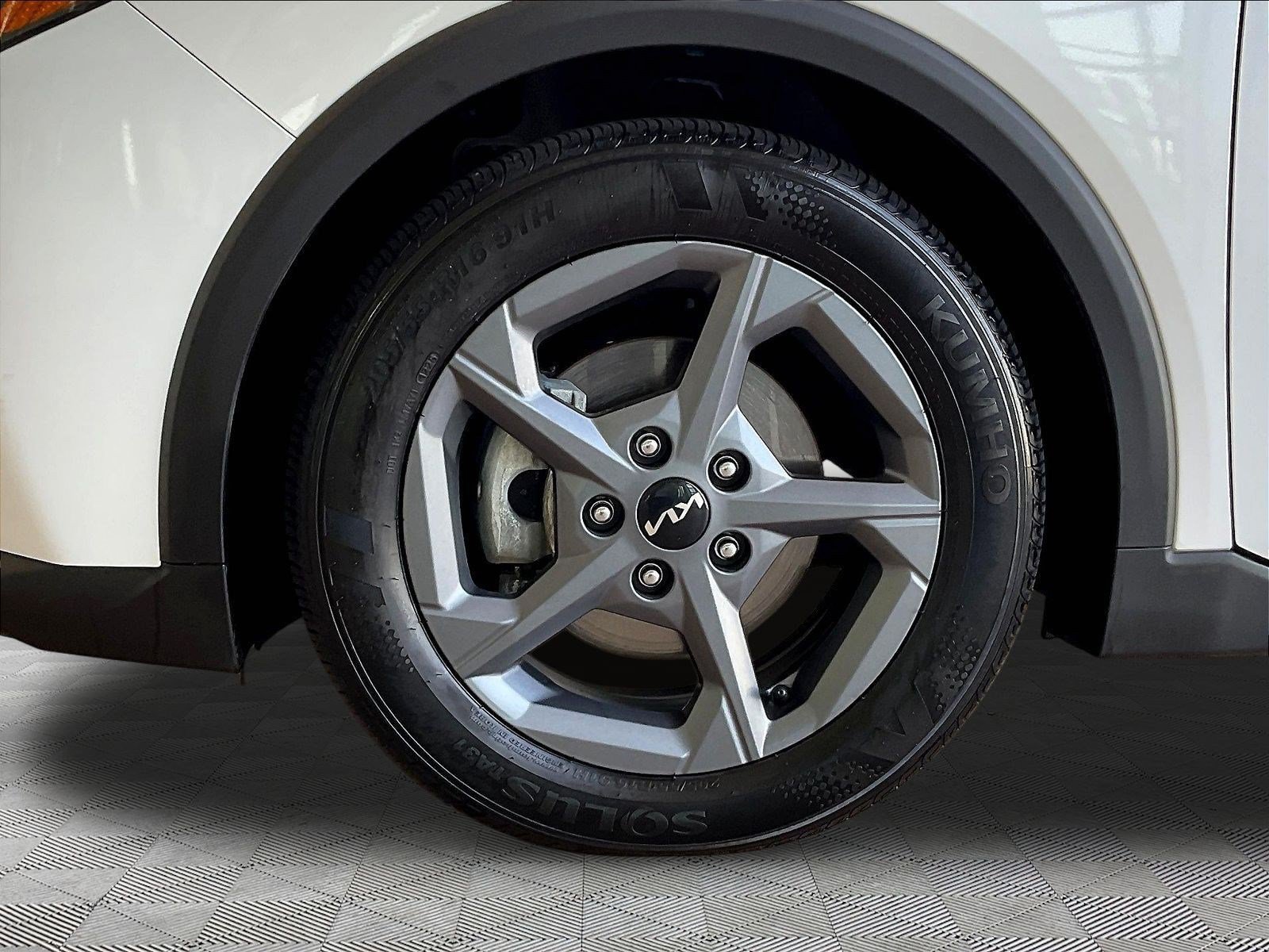 Used 2025 Kia K4 FWD image 31