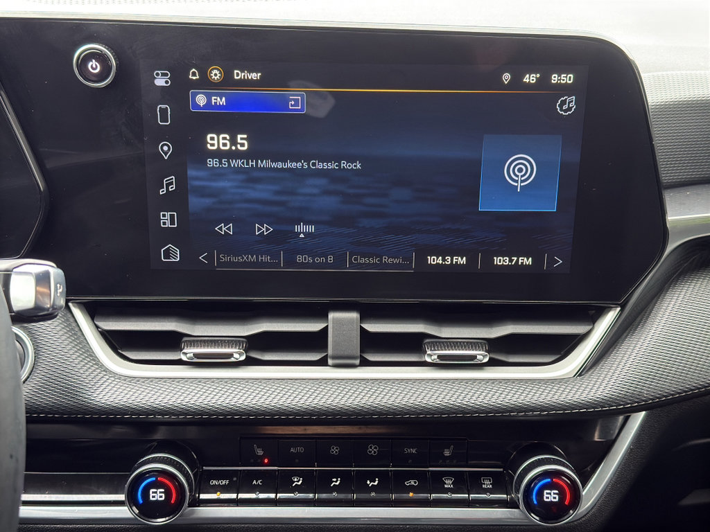 Used 2026 Chevrolet Equinox LT w/ Convenience Package II image 25