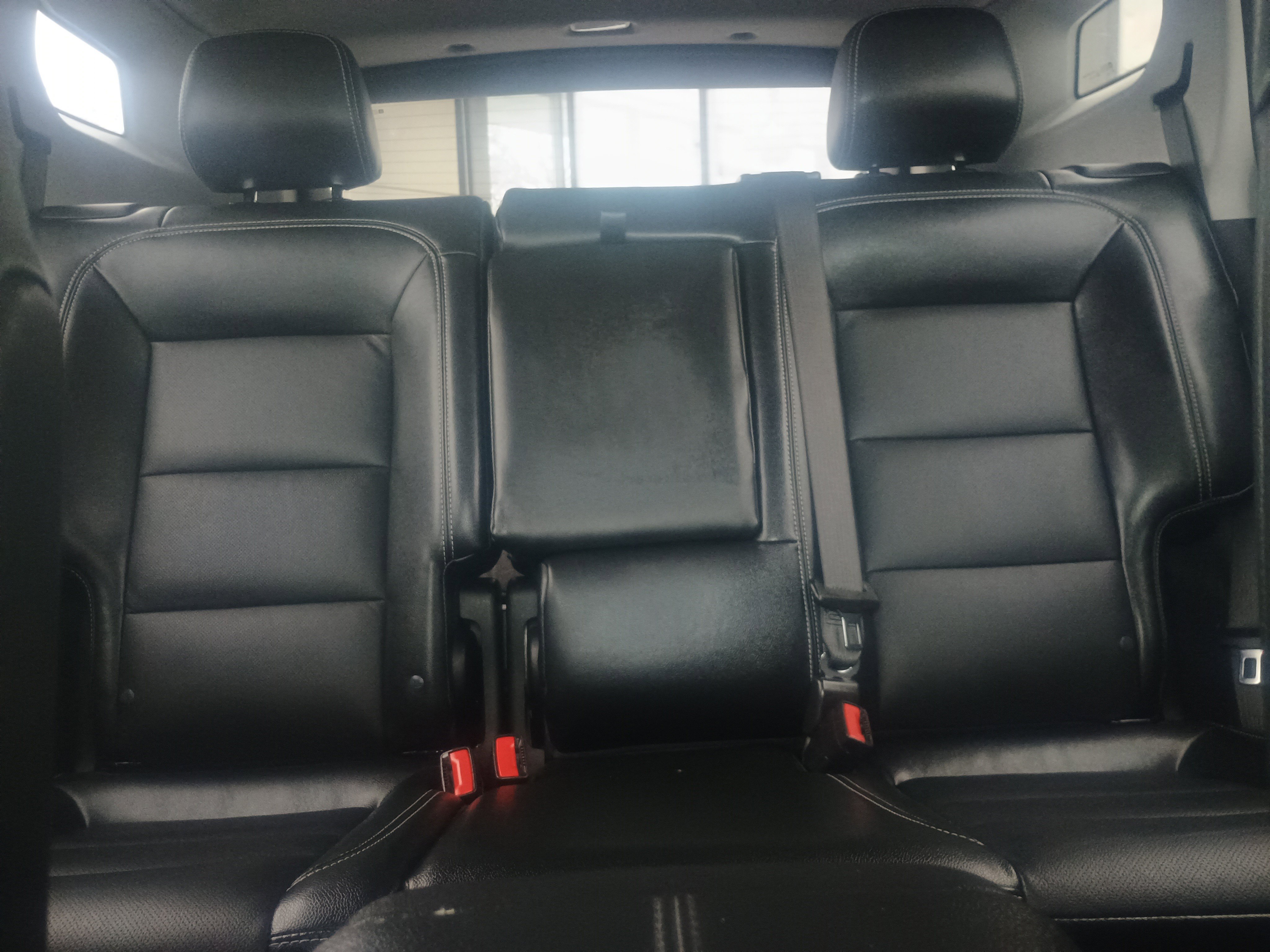 Used 2024 GMC Terrain SLT image 31