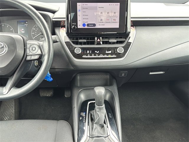 Used 2024 Toyota Corolla LE image 23