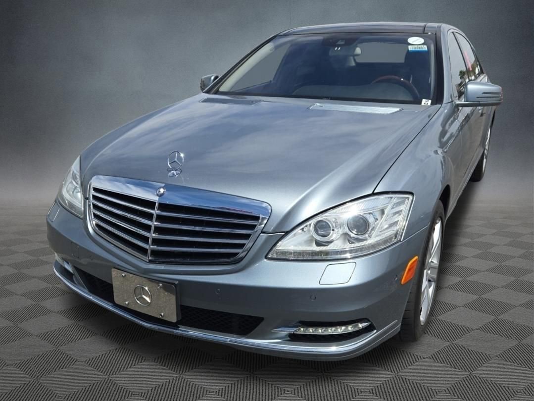 Used 2013 Mercedes-Benz S 550 4MATIC image 6