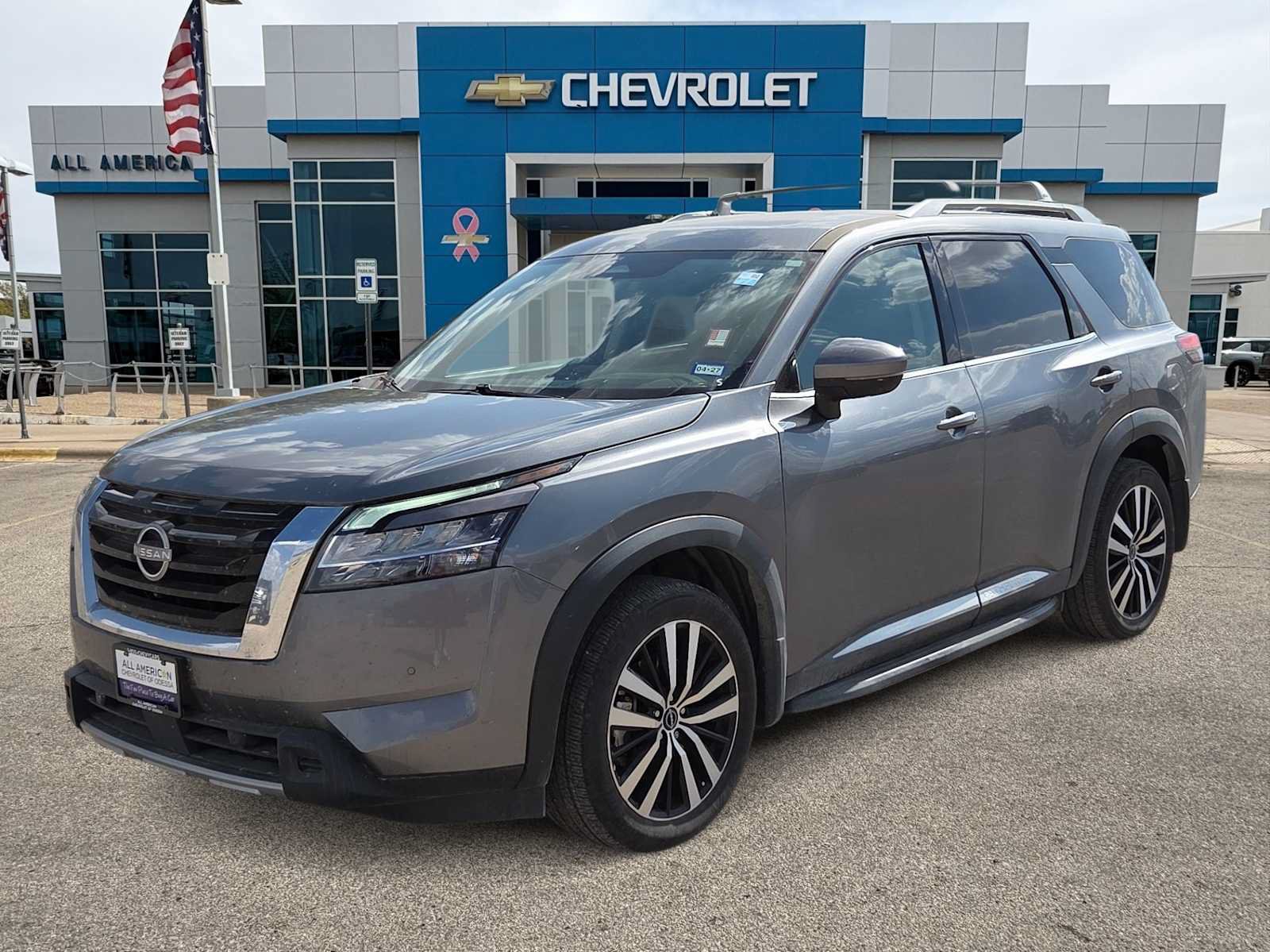 Used 2024 Nissan Pathfinder Platinum