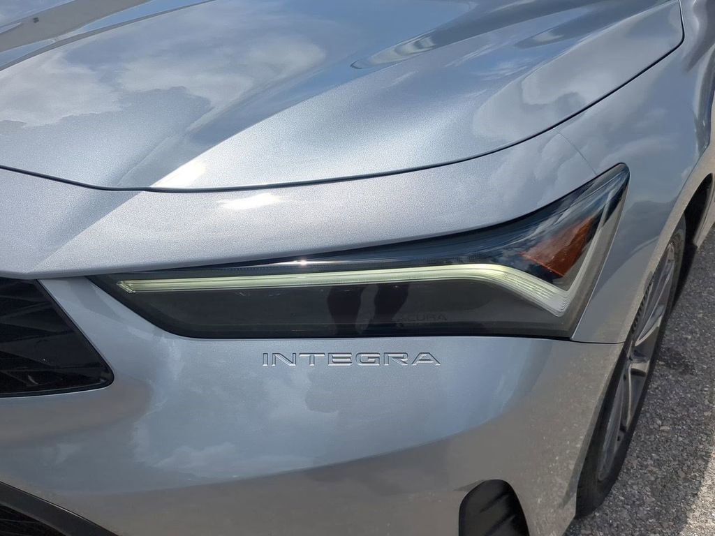 New 2025 Acura Integra Base image 10