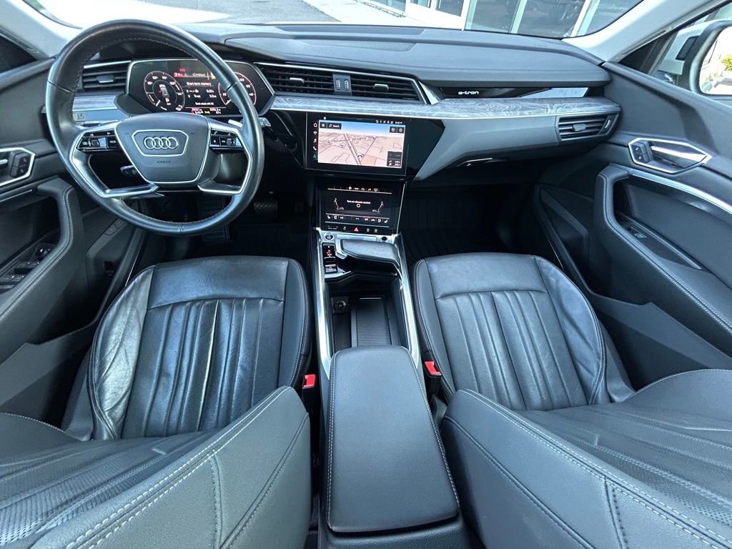 Used 2022 Audi e-tron Premium Plus w/ Premium Plus Package image 83