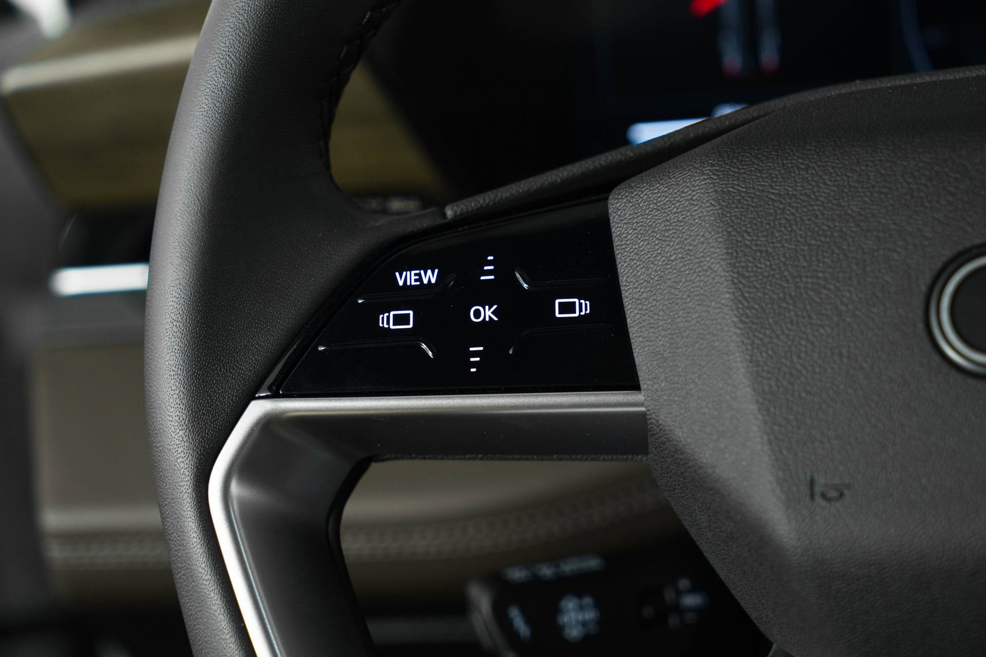 New 2025 Audi A6 e-tron Premium image 24