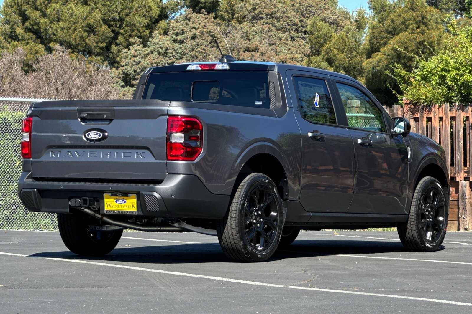 New 2026 Ford Maverick Lariat w/ Black Appearance Package AWD/4WD image 4