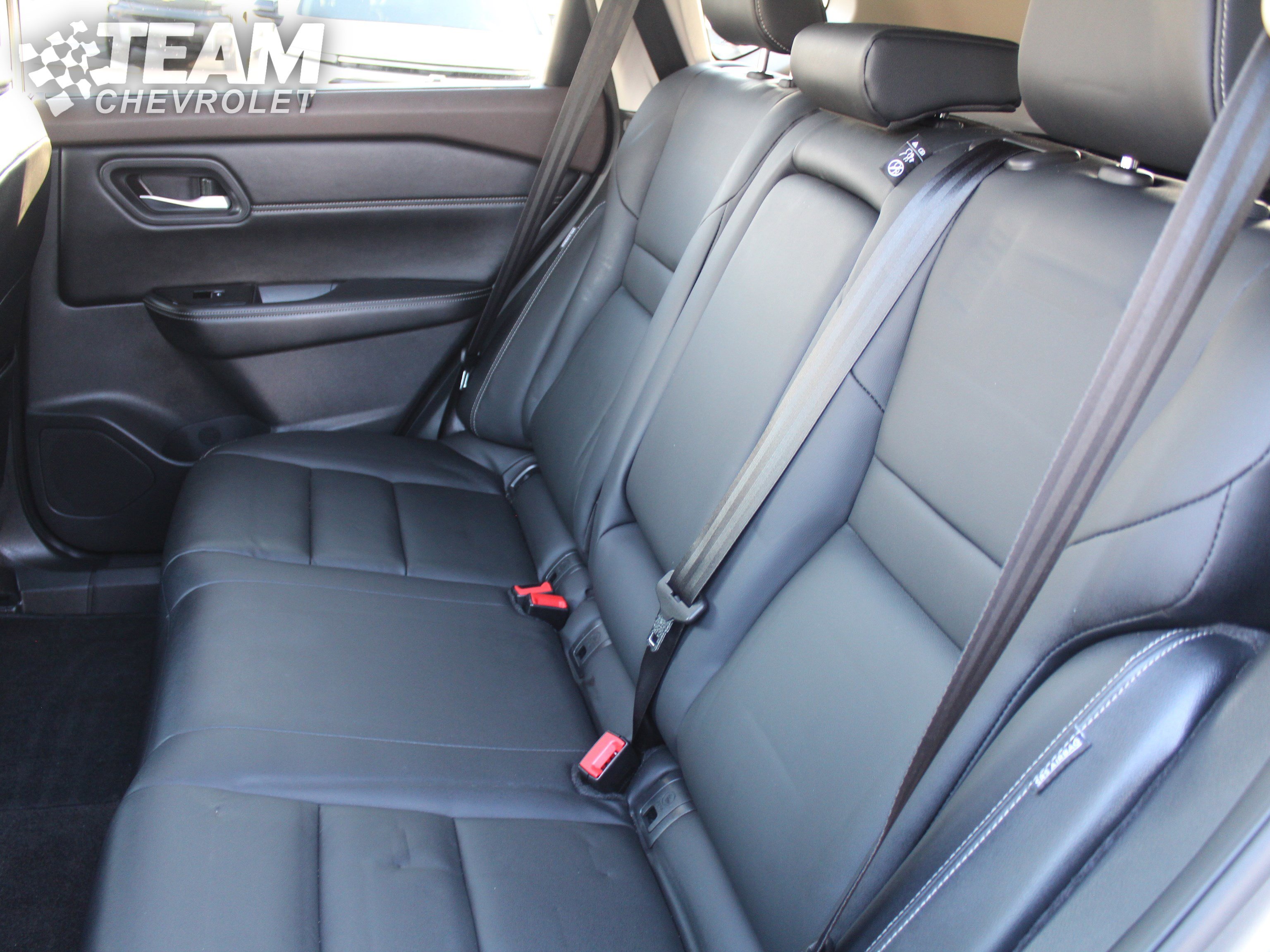 Used 2023 Nissan Rogue SL w/ SL Premium Package image 23