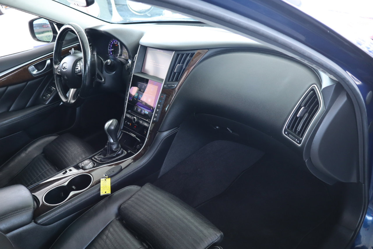 Used 2017 INFINITI Q50 Red Sport 400 image 45