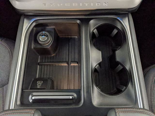 Certified 2025 Ford Expedition Max Active image 9