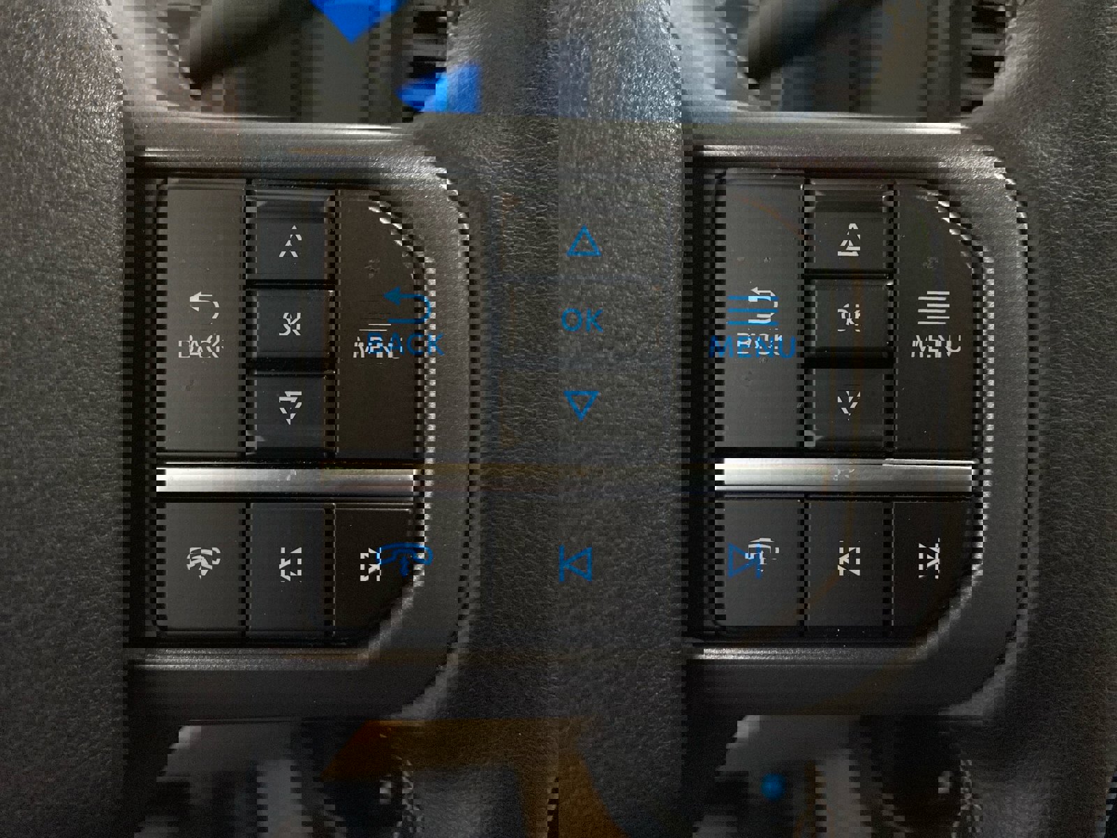 Certified 2025 Ford F350 Lariat w/ Lariat Ultimate Package image 21