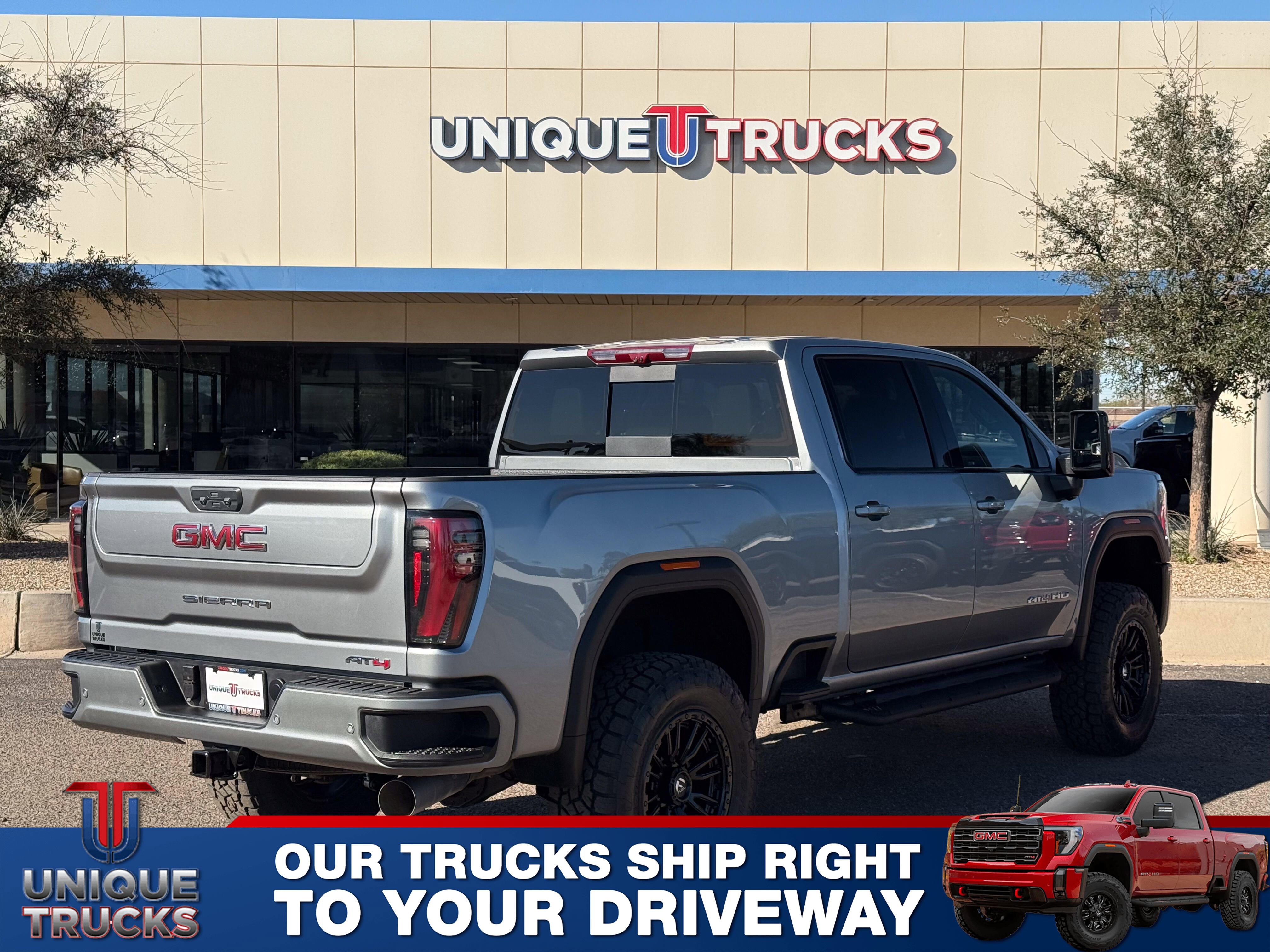 Used 2025 GMC Sierra 3500 AT4 w/ Technology Package image 5