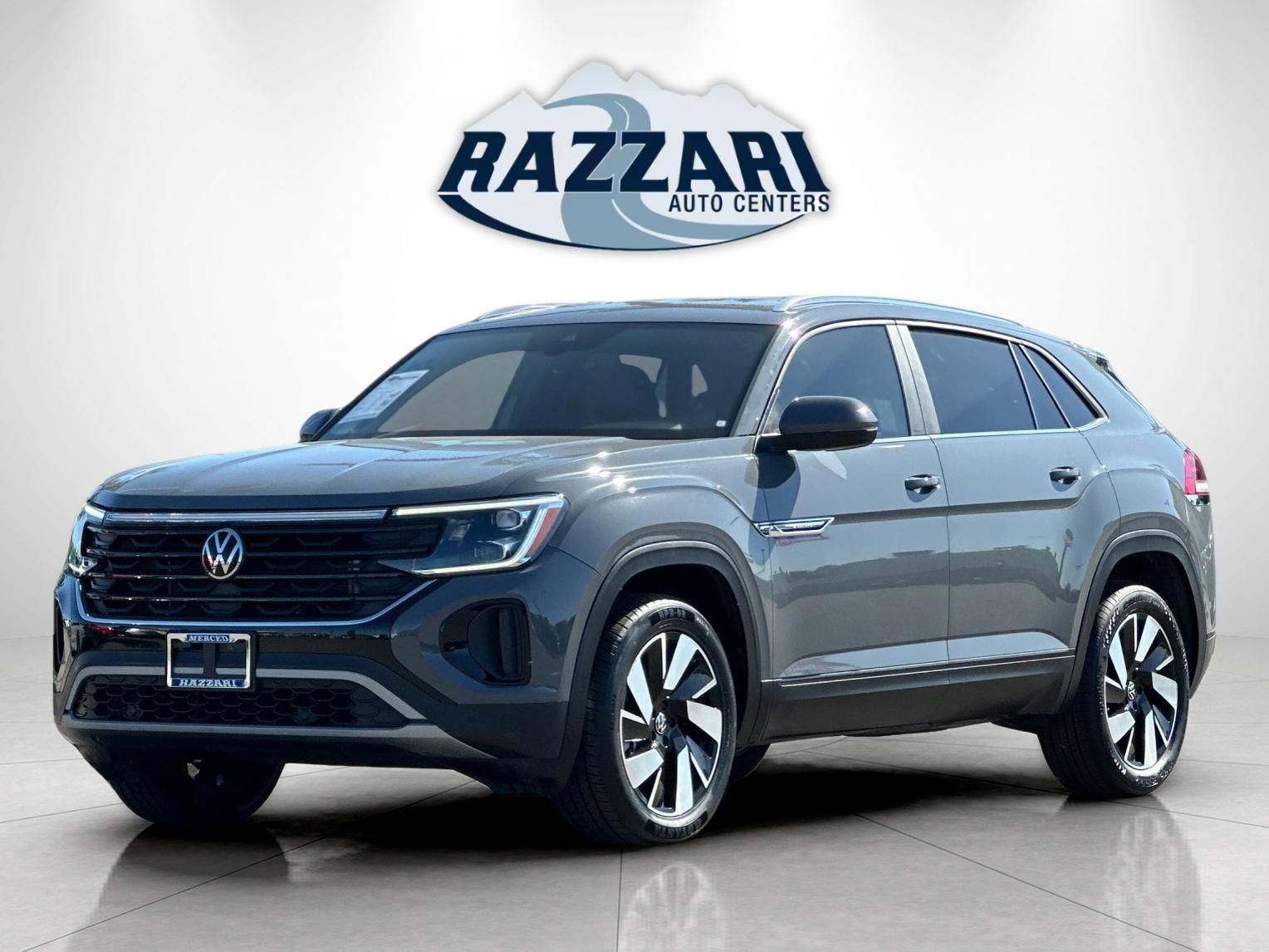 Used 2024 Volkswagen Atlas Cross Sport SE FWD image 7