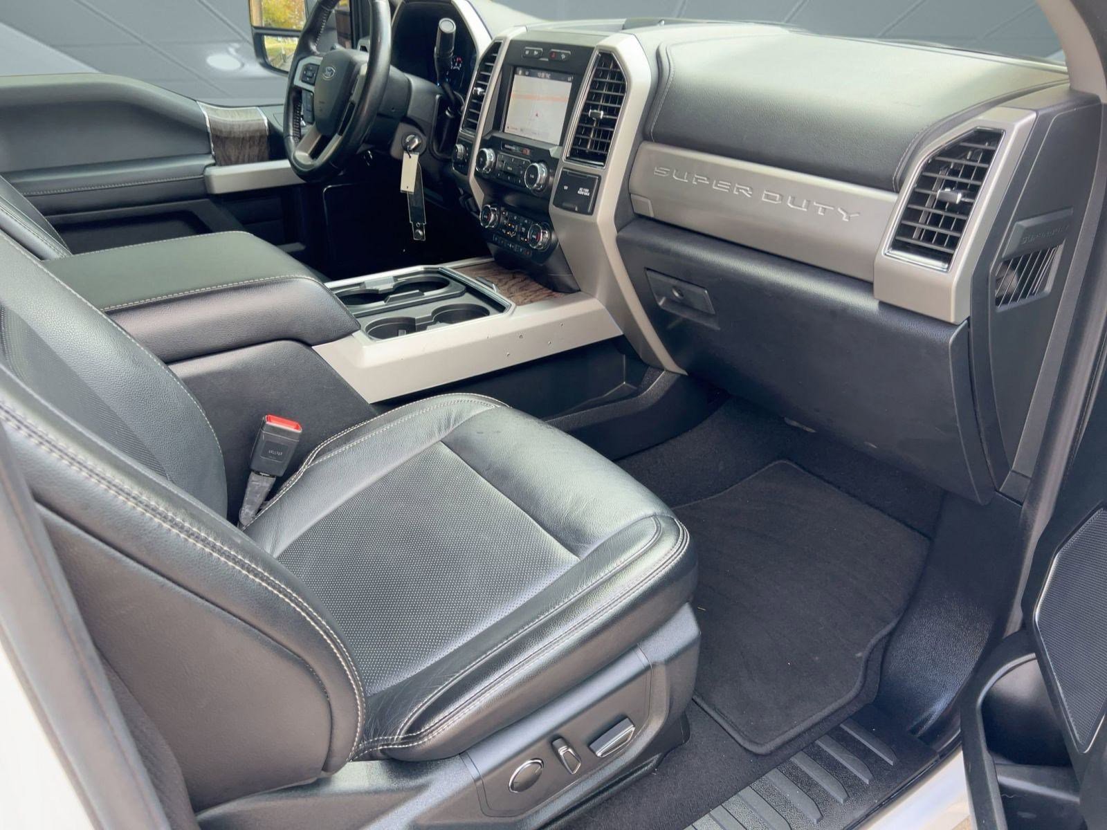 Used 2019 Ford F450 Lariat w/ Lariat Value Package image 31